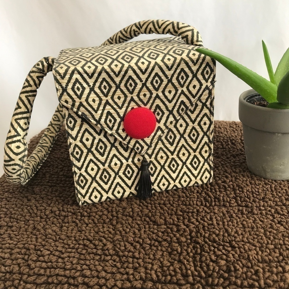 Poesis Diamond Pattern Square Purse/Bag